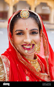 Amber jewelery hi-res stock photography and images