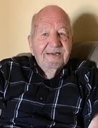 Billy Cross's Instagram, Twitter & Facebook