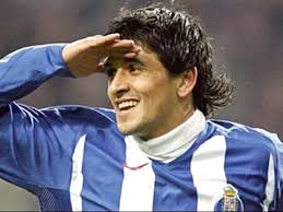 Francuski klub je objavio da je postignut sporazumo o gonzalezovom transferu u porto. Lucho Gonzalez Porto Always Had Same Chance As Manchester United Of Progressing Goal Com