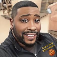 They're official! 💍💂🏻‍♀️👰🏻#RoyalWedding #teatime