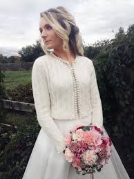 Hochwertige hochzeitskleider in großer auswahl an brautkleider brautjungfernkleider kaufen jetzt die glamouröse hochzeitskleider und genießen schnelles online shopping bei milanoo! Pin Auf Winterhochzeit