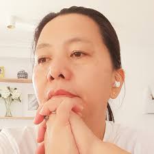 Employers or helpers does your helpers/yourself don't eat what is cooked as  a family meal and prefer to eat her own food? How do you manage that? Is  this normal for a