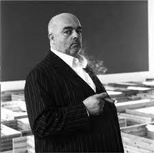 Pedro cabrita reis is a portuguese artist most known for large scale sculptures and installations. Pedro Cabrita Reis 10 Kunstwerke Malerei