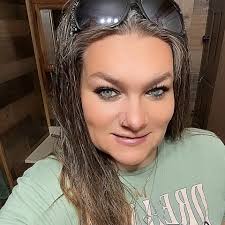 I miss you so much sweetheart 💋😘😘😘 I need a message from you my love  ♥️❤️‍🩹❤️‍🩹❤️‍🩹