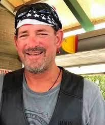 Robert Mcmenamy's Instagram, Twitter & Facebook