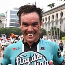 Travis Mccabe's Instagram, Twitter & Facebook