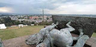 Y ¿por qué los indigenas derribaron esa estatua el pasado miércoles?, aquí le contamos. Derriban La Estatua Del Conquistador Sebastian De Belalcazar En Colombia