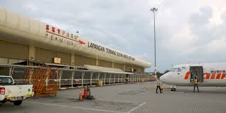 Terminal klia, mainly used by malaysia airlines and malindo air, is divided into the main. Sultan Abdul Aziz Shah Airport Wikiwand