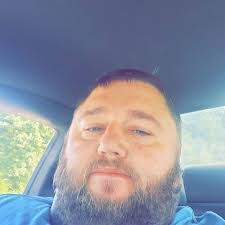 Jessie Ashby's Instagram, Twitter & Facebook