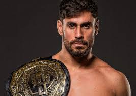 Antonio Record's Instagram, Twitter & Facebook