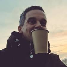 Enjoying re-reading #TheVault #Prince by Per Nilsen. Should be updated!  #fanmustread #purplearmy