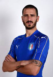 On the same day that italy were eliminated from the world cup, bari bought. Leonardo Bonucci N19 Difensore Della Juve Per L Italia Italy Team Chelsea Players Nike Football