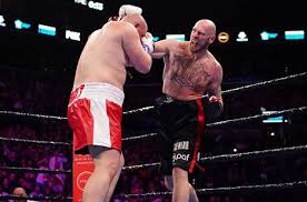 Robert gabriel helenius (born 2 january 1984) is a finnish professional boxer born in stockholm, sweden, who held the european heavyweight title twice between 2011 and 2016. Eye Catching Robert Helenius Tells Of His Special Diet No Slip On The 8 Hour Rule Teller Report
