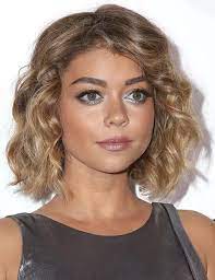 Top 10 Curly Celebrity Hairstyles To Inspire You Curled Hairstyles For Medium Hair Sarah Hyland Short Hair Barrel Curls