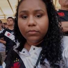 É o Vascaum, respeita minha história 💅🏾💢 arrasta pro lado pra ver a  expectativa de vida dos meus pais caindo por causa do nosso time 😄