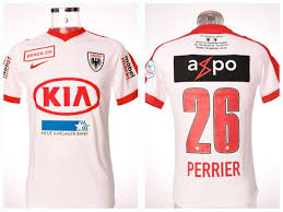 Originales signiertes fc aarau trikot der aktuellen saison zu verkaufen. Einmalige A U Ktion Derby Trikots Werden Versteigert Fc Aarau
