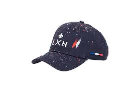 Casquette De Luxe Coton Bleu Marine Peinture Rouge Blanche