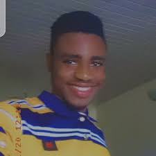 Popular Nigerian comedian, Emmanuel Chukwuemeka Ejekwu, known more by his  stage name, Sabinus or Mr. Funny has been reportedly enmeshed in a Domestic  V!olence, Inf!delity and Absentee-Father Scandal. It's being reported that