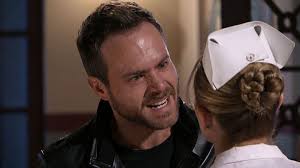 Daniel cree que Lucía es la culpable de la muerte de César, en 'Los  miserables'