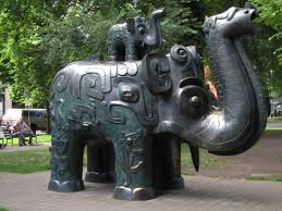 Public Sculpture In Portland Big And Little Elephants On A Coffee Table Portland Oregon In Pictures I won't be in portland this weekend, i have a gig in amsterdam.
