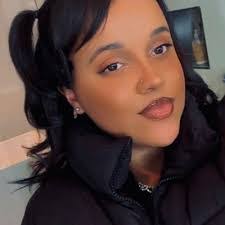 Keisha Klein's Instagram, Twitter & Facebook