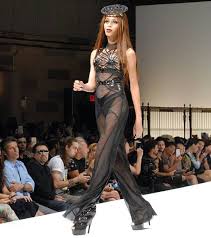 Married to osiris, king of egypt, isis was a queen who supported her husband and taught the women of egypt how to weave, bake, and brew beer. Isis King What An Honor To Open The Marcomarco Show Last Night At Stylefashionweek The Crowd Was Absolutely Lit I Told You All Therunwayruler Was Coming Through Isis King Isisking