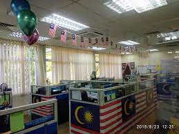 Photobooth raya di pejabat blog abah careno. Rosh Ukm 23 8 2019 Gotong Royong Hiasan Kemerdekaan Di Facebook