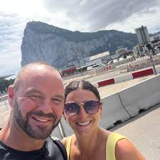 If a British passport holder is married to an EU passport holder, can they  travel freely across the border?