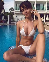 Now that the warm weather is here with us why don't you treat yourself with a piece of swimwear that will make you feel. Cameltoe Bikini White Sexy Photo Sexy Photos Erotic Photos Sexy Girls Fotos Sexis Y Eroticas