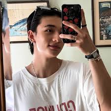 Life Imitates Art "Monet and a Girl with Matching Hair"