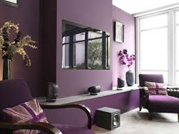 Desain minimalis klasik dengan cat warna pink dan ungu 24. Warna Cat Rumah Yang Bagus Cocok Untuk Berbagai Konsep Rumah