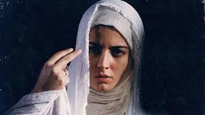 Sara' director embarks