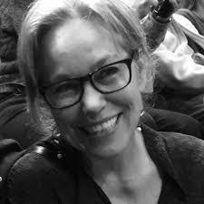 Holly Easton's Instagram, Twitter & Facebook