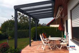 Ein Alu Terrassendach Der Marke Rexopremium 6m X 2m In Anthrazit Mit Plexiglas Resist Stegplatten Bei Dieser Imposanten Terrassenuberdachung Wurden Auf Galerias