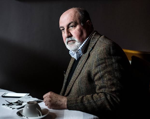 Nassim Nicholas Taleb, certain of uncertainty : “The antifragile thrives on  chaos” | Philonomist.