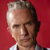 Warren Glover's Instagram, Twitter & Facebook