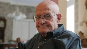 Tallahassee doctor retiring after decades of caring