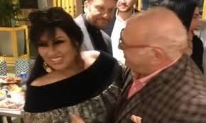 رقص_منزلي_خاص #رقص_منزلي رقص منزلي جامد رقص زومبا رقص السنافيه رقص باليه رقص سلو رقص افنان اليافعي رقص بداوي رقص تابوت رقص شيلات رقص منزلي. Ø¨Ø§Ù„ÙÙŠØ¯ÙŠÙˆ ÙÙŠÙÙ‰ Ø¹Ø¨Ø¯Ù‡ ÙˆØµÙ„Ø§Ø­ Ø¹Ø¨Ø¯ Ø§Ù„Ù„Ù‡ ÙŠØ´Ø¹Ù„Ø§Ù† Ø§Ù„Ø³ÙˆØ´ÙŠØ§Ù„ Ù…ÙŠØ¯ÙŠØ§ Ø¨ÙˆØµÙ„Ø© Ø±Ù‚Øµ Ø³Ù„Ùˆ