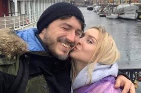 Сергій притула та катерина сопельник познайомилися під час роботи на одному з телеканалів. Yak Viglyadaye Tesha Sergiya Prituli I Jogo Druzhina Foto Novini Sogodni