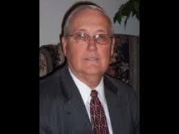 Russell Kinlaw's Instagram, Twitter & Facebook