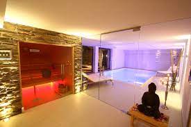 Wanne und entspannungsbad statt whirlpool, gesichtsmaske plus jede menge pflege statt professionelles facial treatment und bürste statt masseur: Wellness Spa Fur Ihr Zuhause Bad Emotionen De