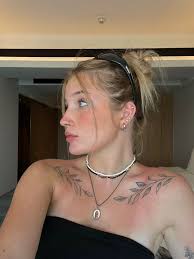 Holly Bower (hollybower2003)