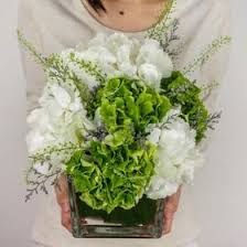 Hoping to send cheap flowers in singapore without breaking the bank? 39 Christmas Flower Singapore Ideas Christmas Flowers Christmas Flower Delivery