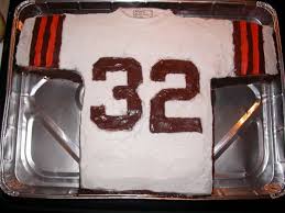 Topped with custom lettering and its very own basketball. Uni Watch Diy Project The Return Of The Ace Of Cakes Uni Watch