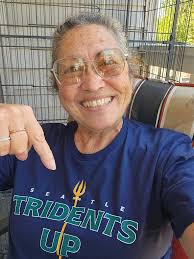 Mariners still in it, they made some good moves bringing up Locklear and  Marlowe! Let's go! #TridentsUp