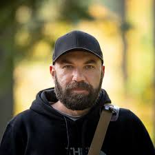 George Vlad's Instagram, Twitter & Facebook