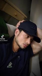 Carl Manahan's Instagram, Twitter & Facebook