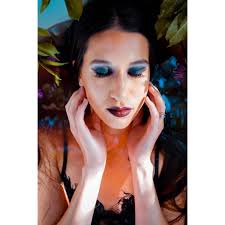 My favorite set up yet! Model: Haley Simpson Photographer: Kaila Kaptures  Photography LLC with Brittney Lockaby