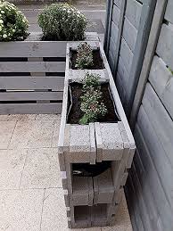 Diy Fence Zaun Aus Paletten Upcycling Schreibt Wenn Ihr Wissen Wollt Wie Es Geht In 2020 Diy Fence Pallet Garden Diy Garden Projects
