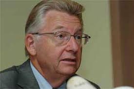 Piet Van Roe in raad van bestuur Standaard Uitgeverij (Brussel)